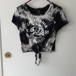 REBEL SUGAR Women's Jr's Sz S Tie-Dye Knotted tie- Bottom T-SHIRT