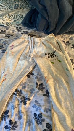 Gallery dept pants size medium