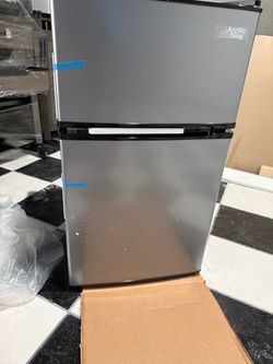 Arctic King Mini Fridge with Top Freezer