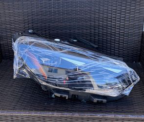 2022 2023 2024 2025 Mercedes-Benz EQE SUV W294 EQE500 EQE320 Right Passenger Side Headlight OEM A2949063001 Complete