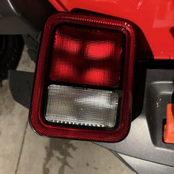 2020-2024 Jeep Wrangler Jeep Gladiator Taillights