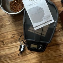 Pet Safe Cat Feeder 
