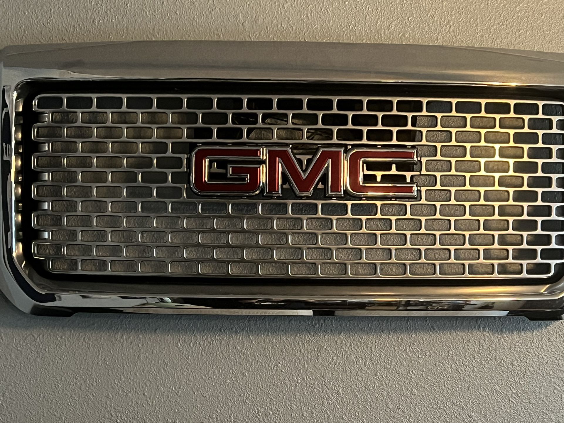 GMC GRILL