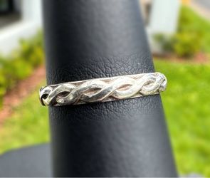Jewelry .925 sterling silver wedding band wave shape Ring size 7.00