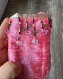 Martin & Barnett vintage handmade pink silk small bag pouch with flower beads