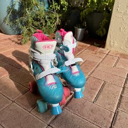 Kids Roller Skates - Adjustable Size 3 To 6 