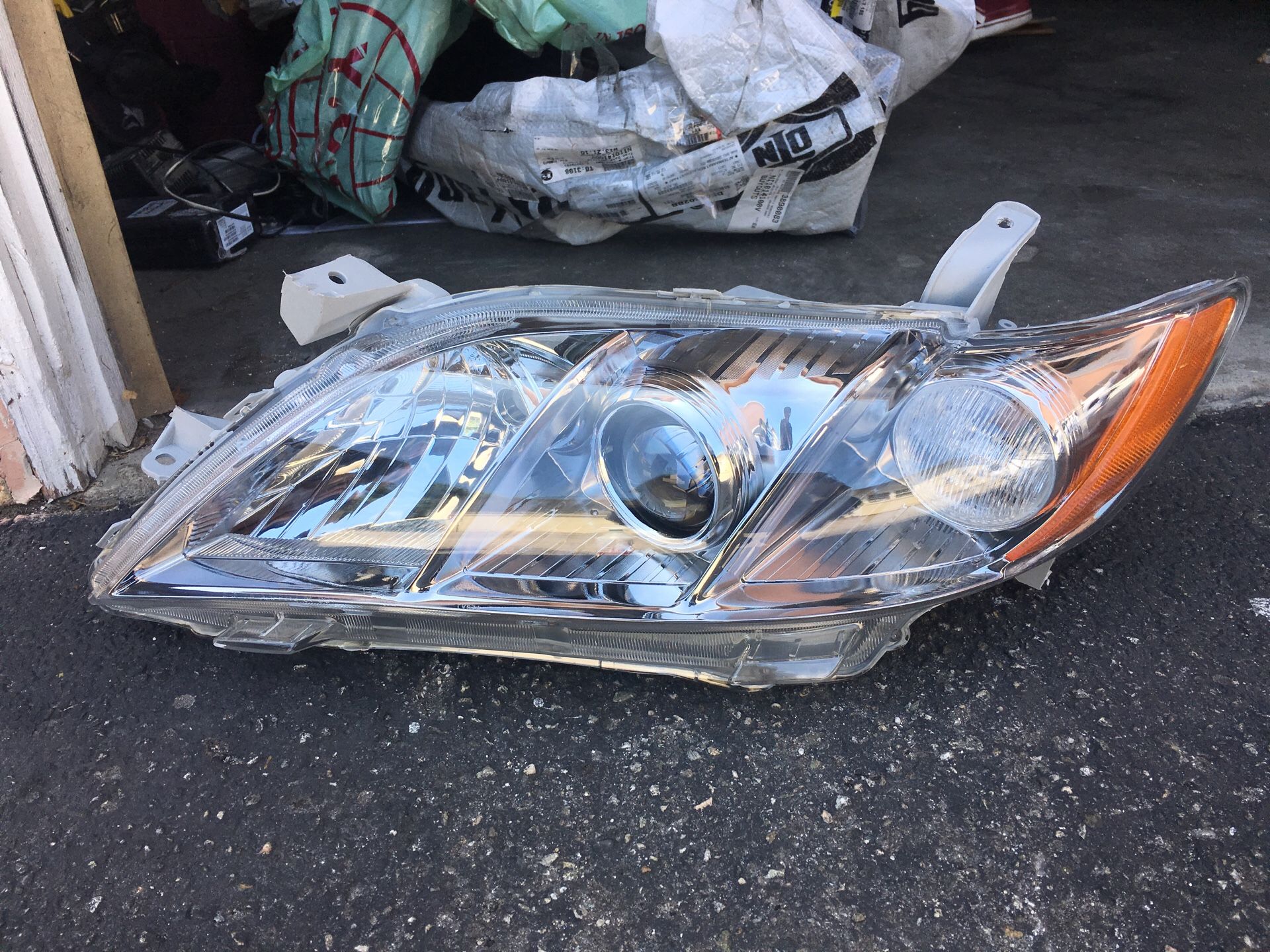 2007 - 2009 Camry Left Side Headlight