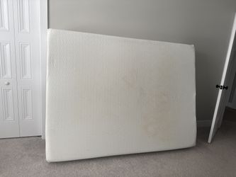 MOVE OUT SALE – Queen Mattress – Good Condition – $75 OBO
