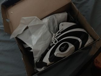 Shaqnosis size 8.5