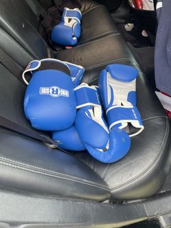 Boxing Gloves 