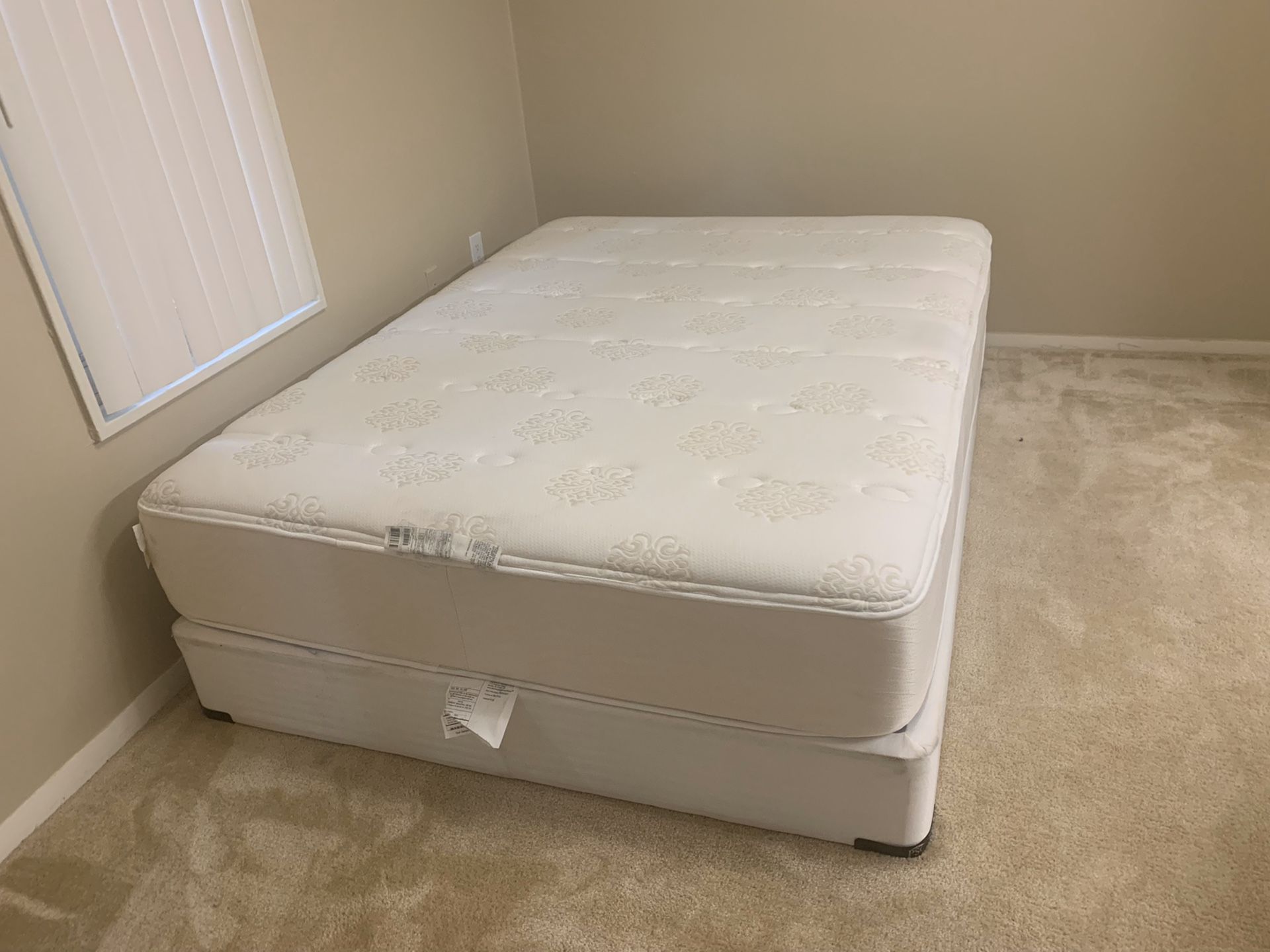 Queen mattress