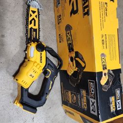 DeWalt Chainsaw 