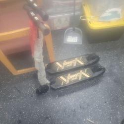 2 Brand-new Little Kids Scooters