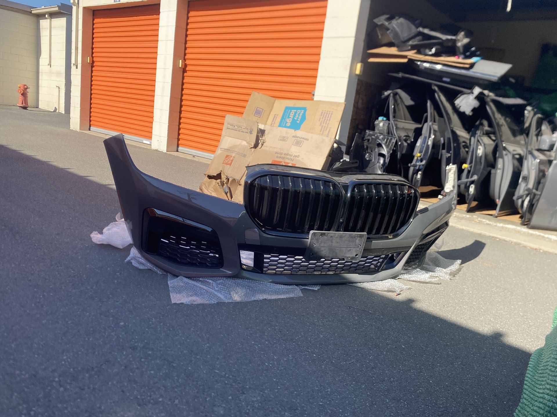 Bmw 740i 2022 Front Bumper for Sale in Los Angeles, CA - OfferUp