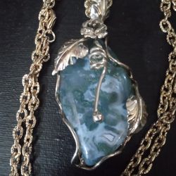 Brass Art Nouveau Moss Agate Necklace