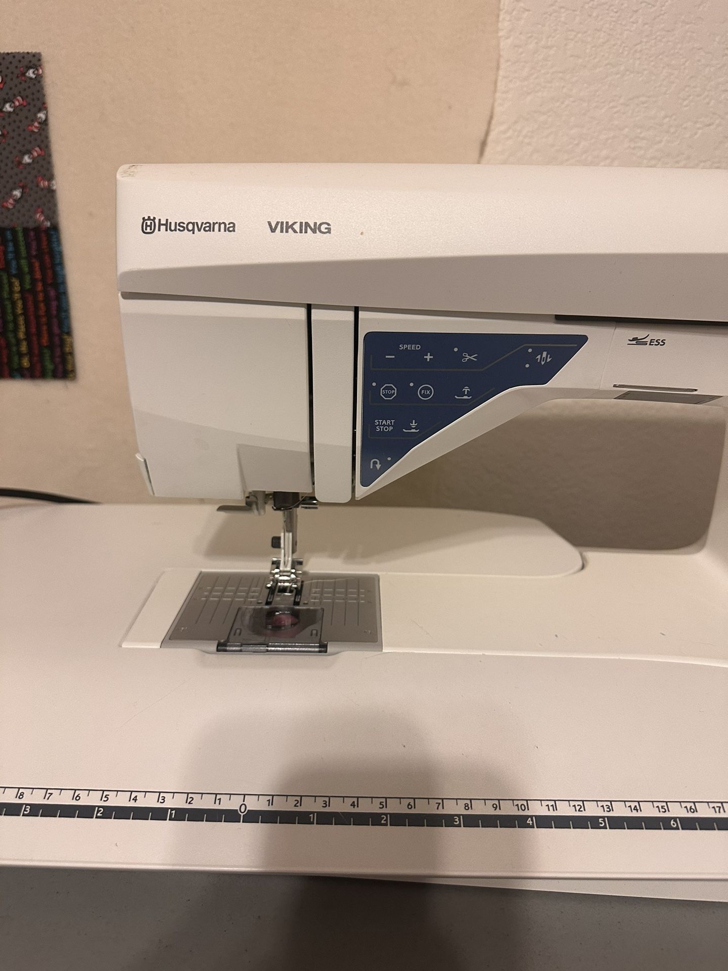 Sewing Machine Husqvarna Viking Sapphire 965Q