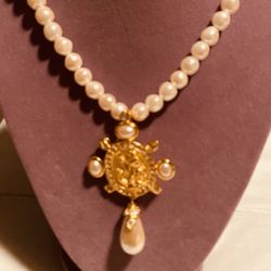 Vintage FM The Franklin Mint Baroque Faux Pearls Beads Necklace Gold Tone Pendant Dangle Pearl Brooch Crystal Accents Elegant Classy Jewelry