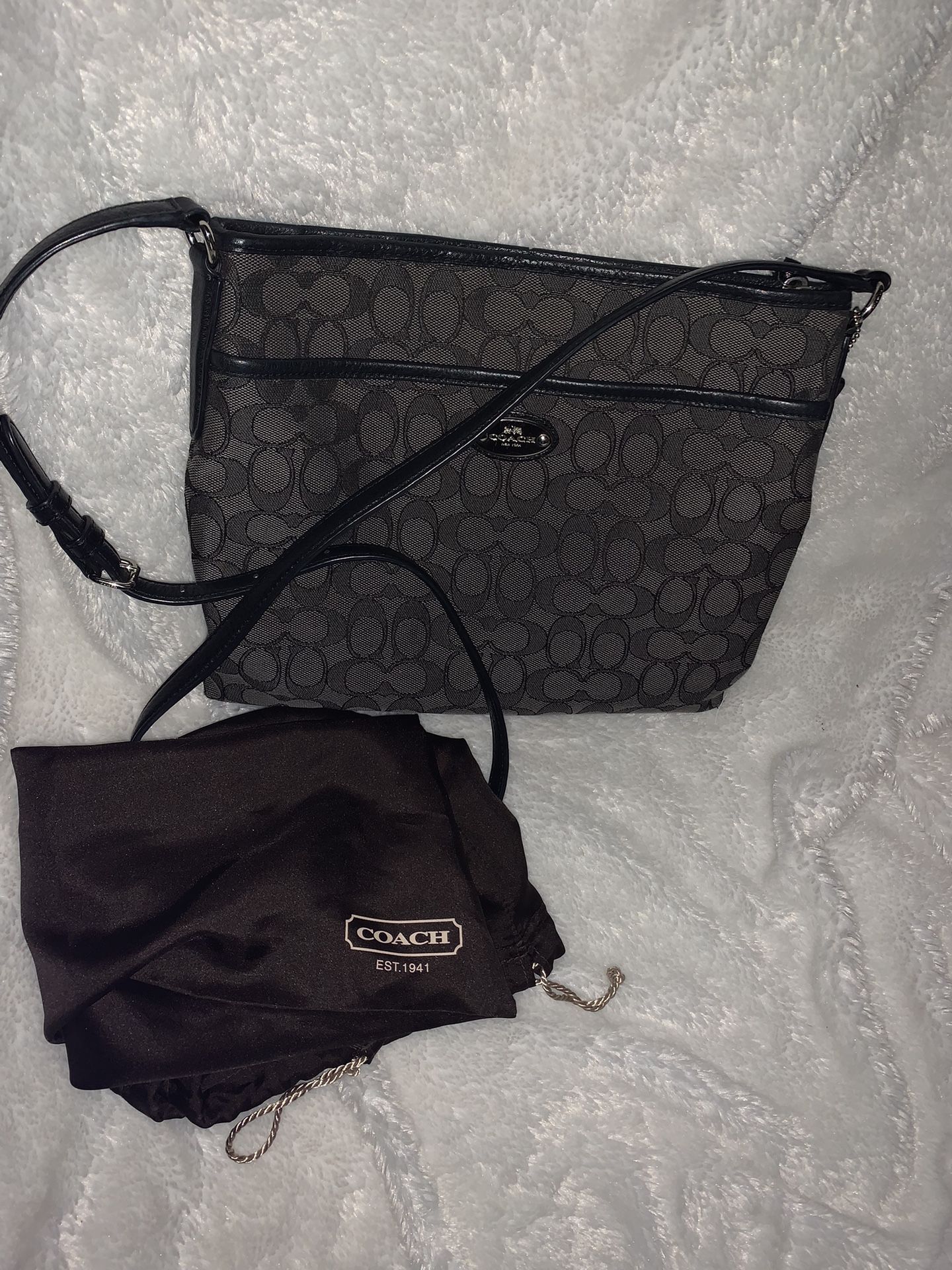 EUCa Coach Signature Shoulder Bag