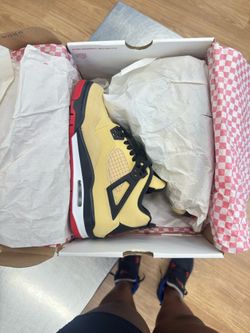 Jordan 4 ‘Pizza’