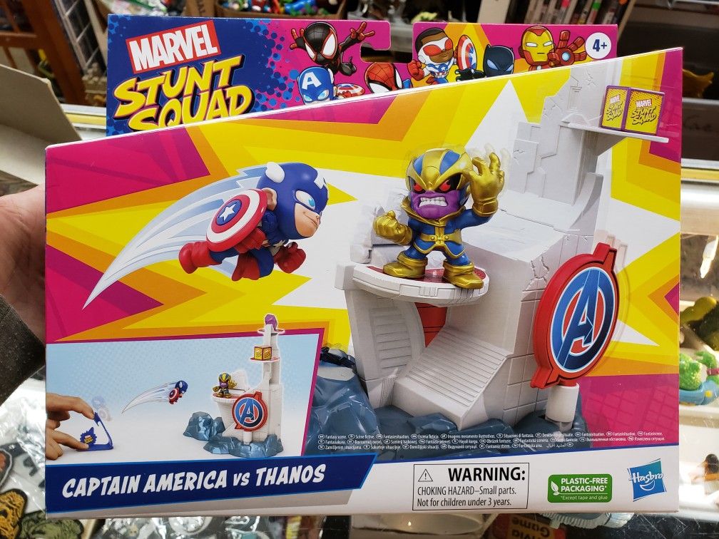 Marvel Stunt Squad Captain America vs Thanos Tower Smash Playset F7059, New
