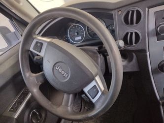 Steering Wheel Jeep Commander