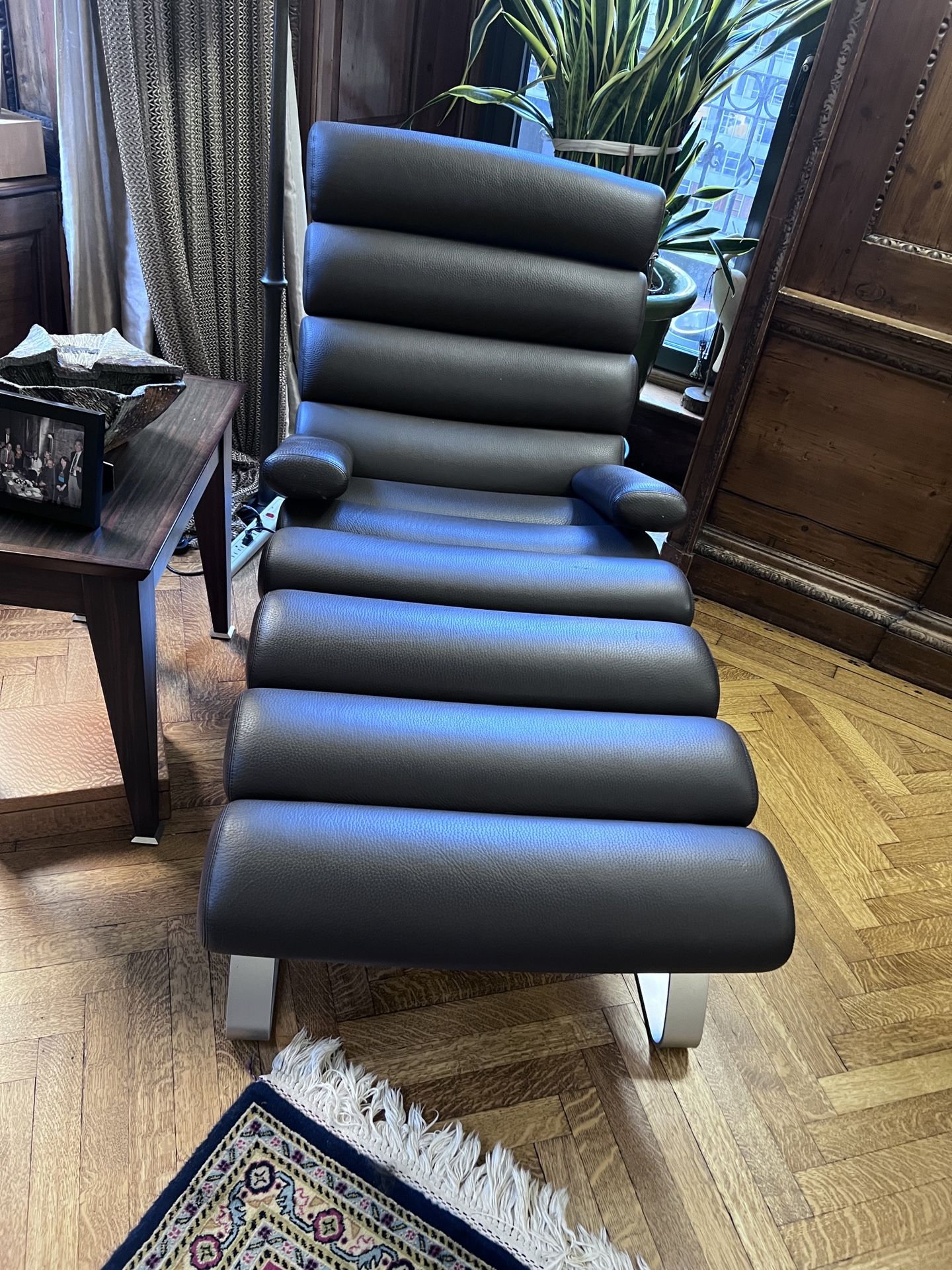 COR Sinus Chair And Stool