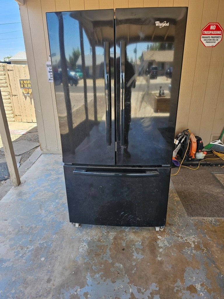 Whirlpool Refrigerator 
