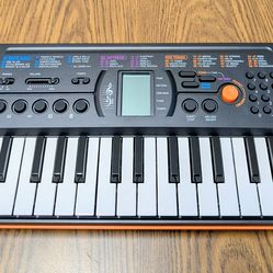 Electric keyboard by Casio