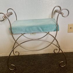 Cute Vintage Vanity Seat