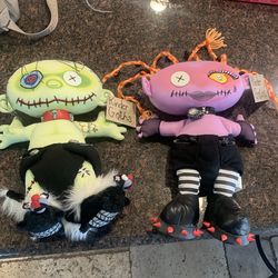 New Kinder goths babies selling together