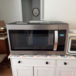 WHIRLPOOL MICROWAVE 