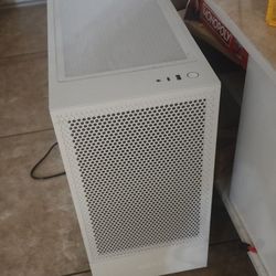 Gaming PC – Ryzen 5 5600X, RTX 4060, 32GB RAM, 750GB NVMe SSD – Ready to Game!