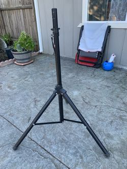 Speaker Stand