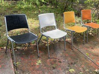 1968 Steelcase 1278 Model Mid Century Moderm Stacking Chairs