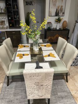Modern dining table set