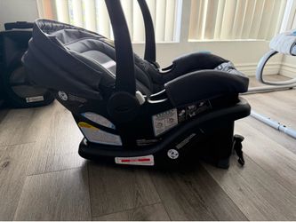 Car seat/ asiento de carro para bebe