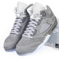 Jordan 5 Wolf Grey!! Size 9 Men’s 🐺☑️