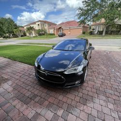 2013 Tesla Model S 90kw