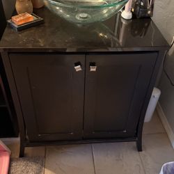 Bathroom Vanity’s And Mirrors 