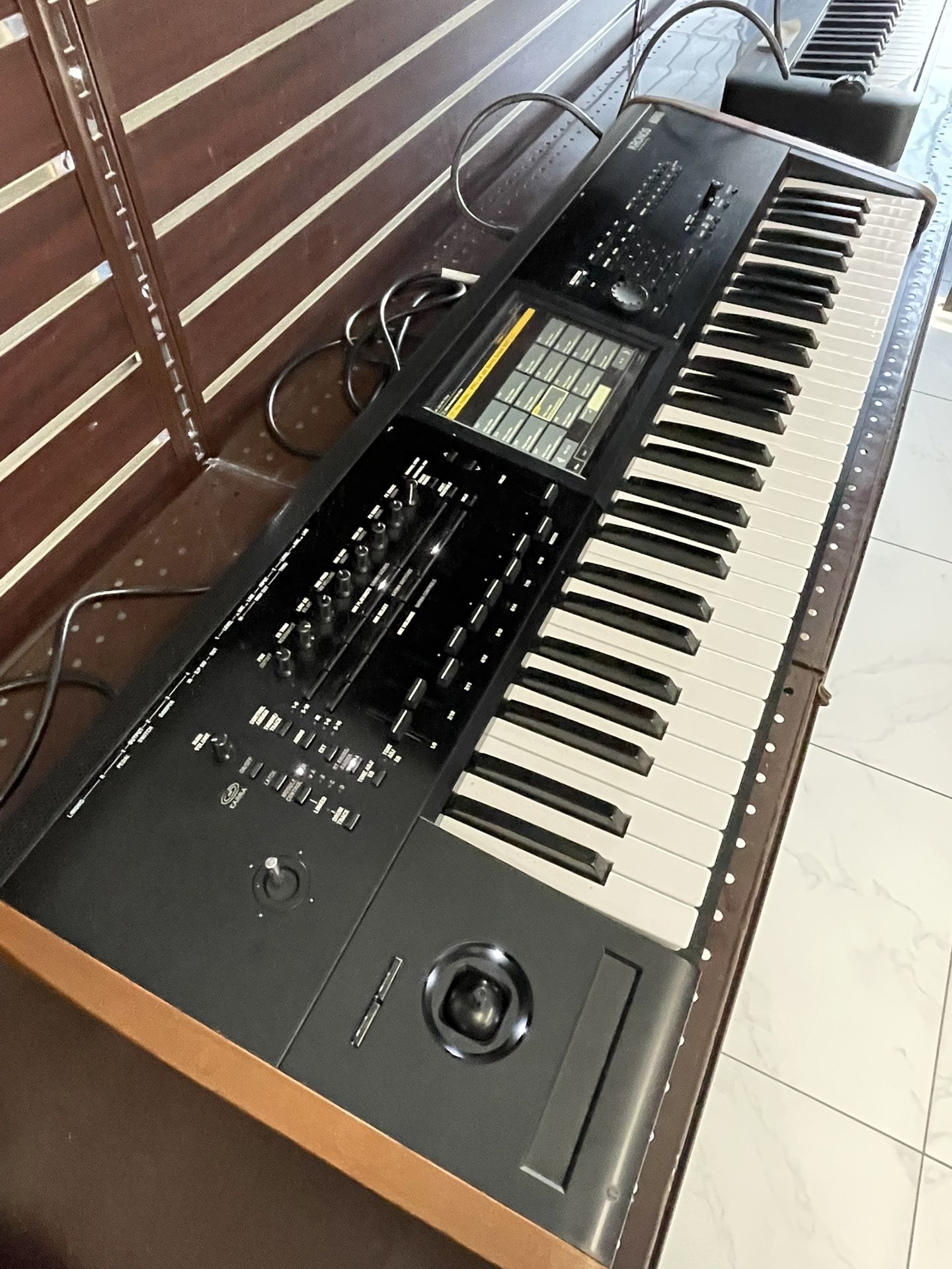 Korg Kronos