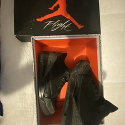 Black cat 3s