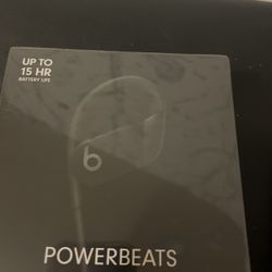 Brand New Never Opened Newest Versuon Of Powerbeats