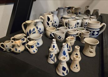 Williamsburg Pottery-42 piece collection