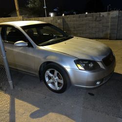 2005 Nissan Altima 