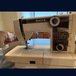 White Sewing Machine Vintage 