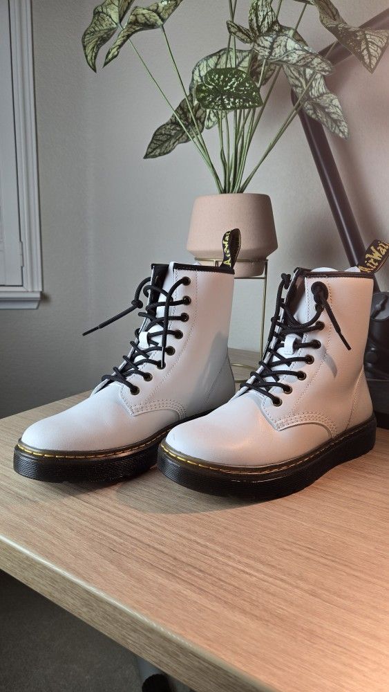 Dr. Marten's Zavala White