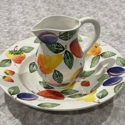 Vintage FruitBowl and Pitcher 