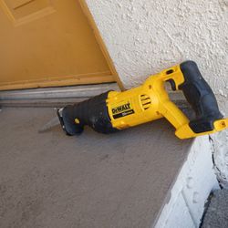 Dewalt Saw