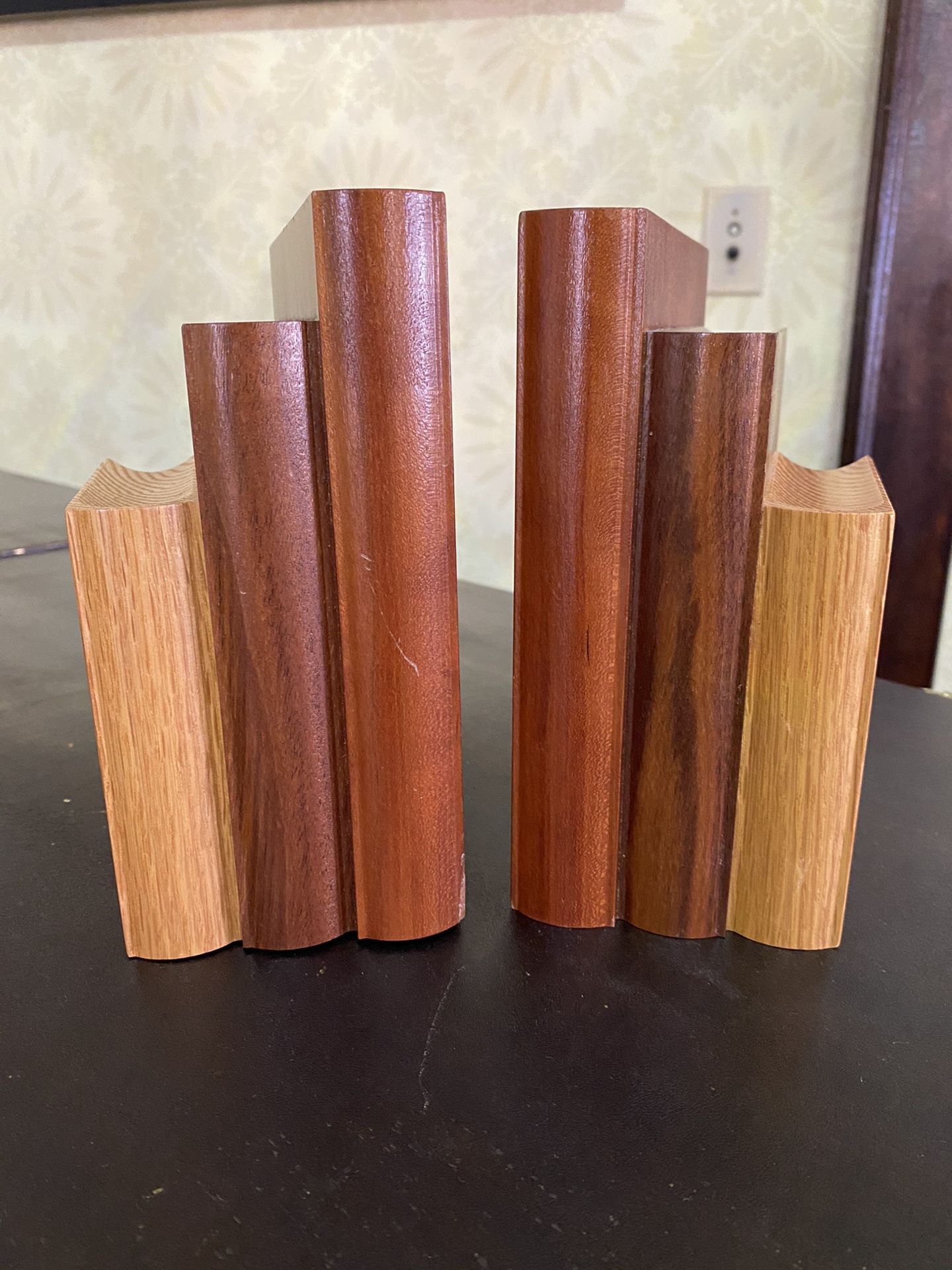 Vintage Pair of Stack of Books Shaped Wood Carved Bookends VG