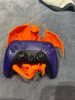 Charizard Controller Holder